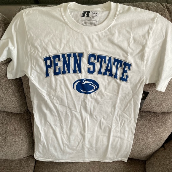 Russell Athletic Other - Brand new Russell Athletics “Penn State” t-shirt Adult Small